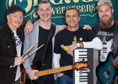Sheller Evergreens - Classic Rock Cover Band